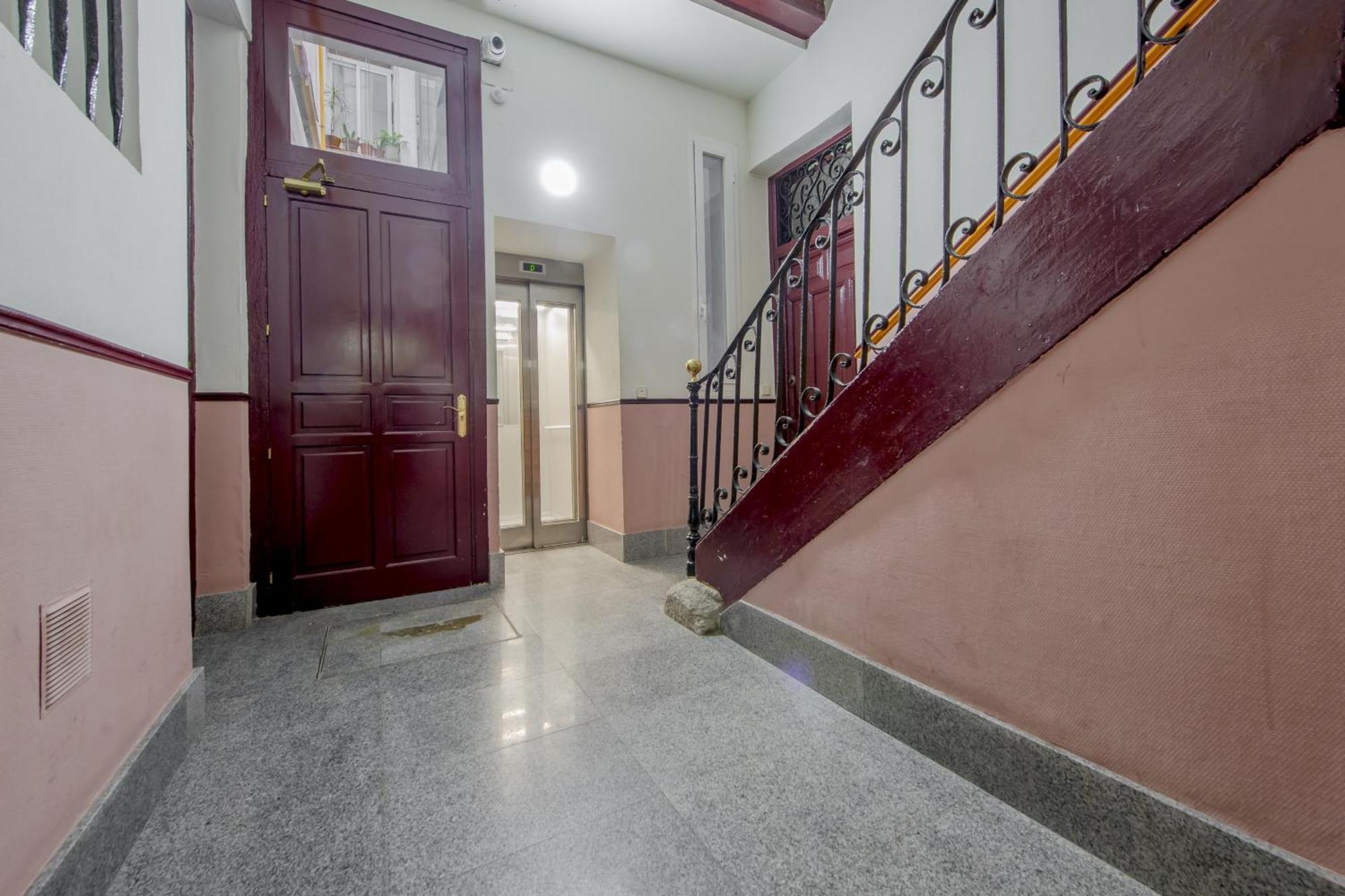 New Apt De 7Pax En El Corazon De Malasana Apartment Madrid Exterior foto