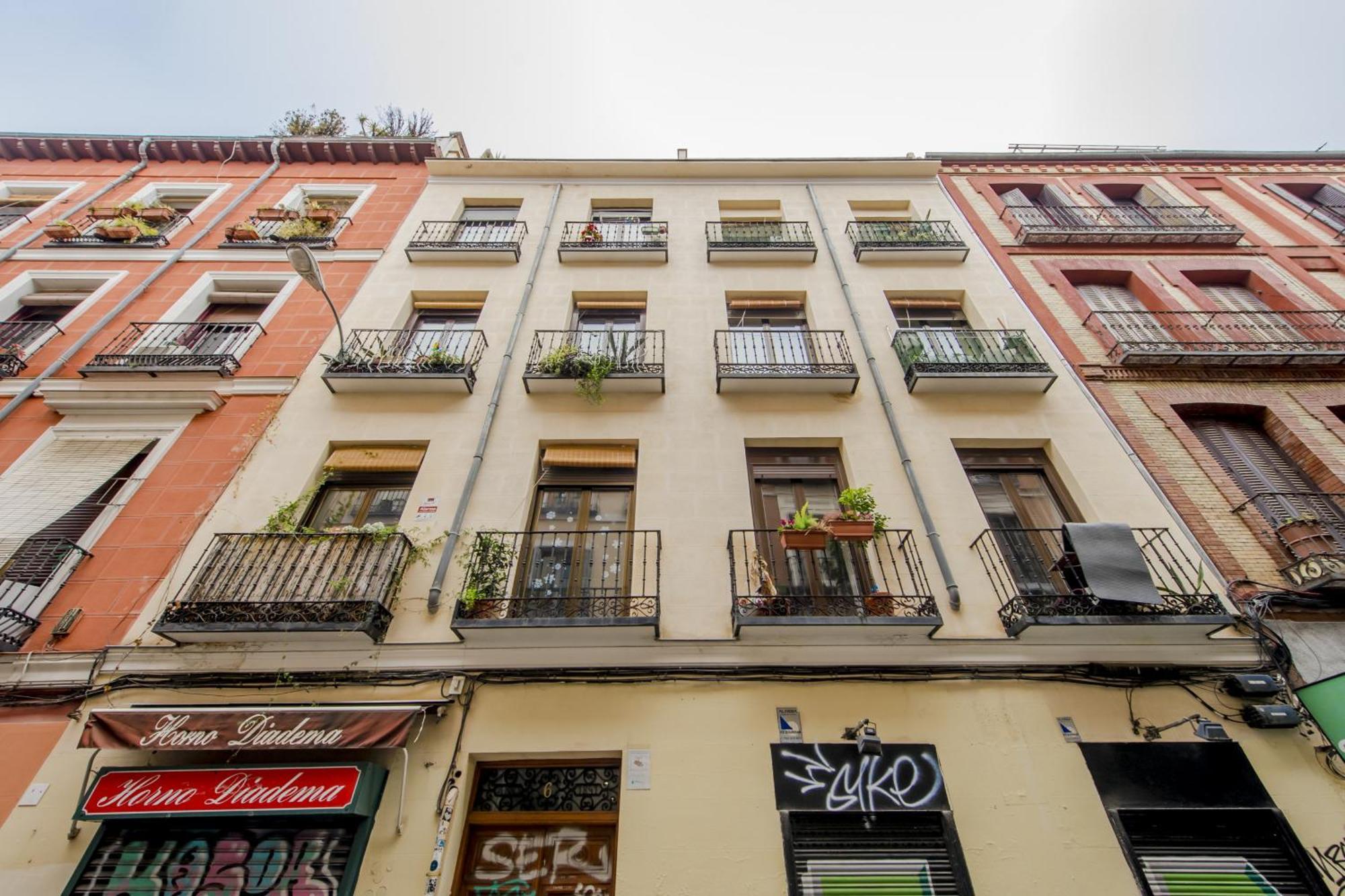 New Apt De 7Pax En El Corazon De Malasana Apartment Madrid Exterior foto
